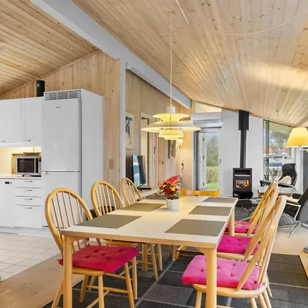 Prázdninový dům Sofus - 275m From The Sea By Interhome *